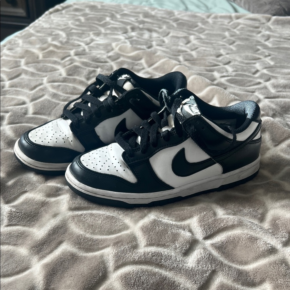 Nike Kids Black and White Sneakers